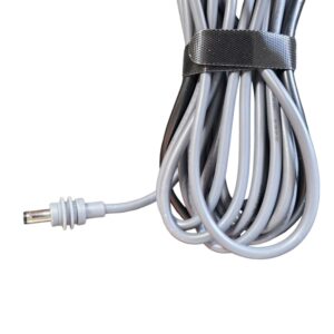 Male DC connector end of AVS Starlink Mini high power car cable